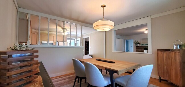 Foto del edificio - Available Late Summer & Fall | Furnished Executive Extended Stay Retreat