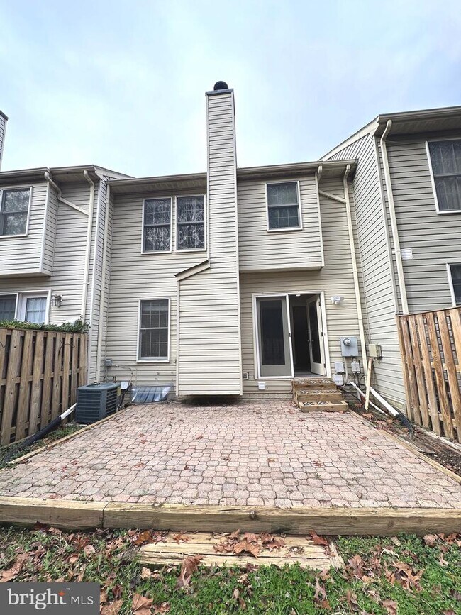 Building Photo - 7537 Westmore Dr