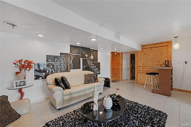 Foto del edificio - 500 Elmwood Dr