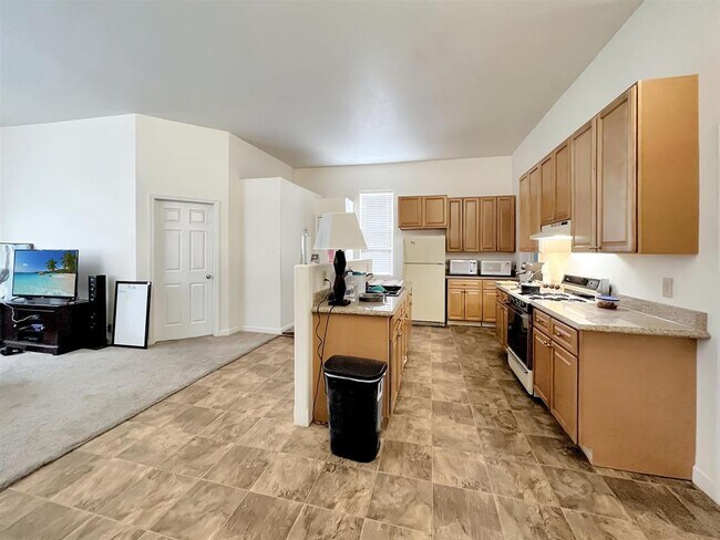 Foto del edificio - 612 12th Ave