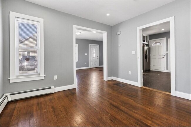 Foto del edificio - 126 Williams Ave
