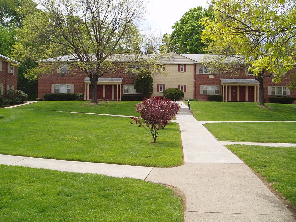 Building Photo - Madison Apartments