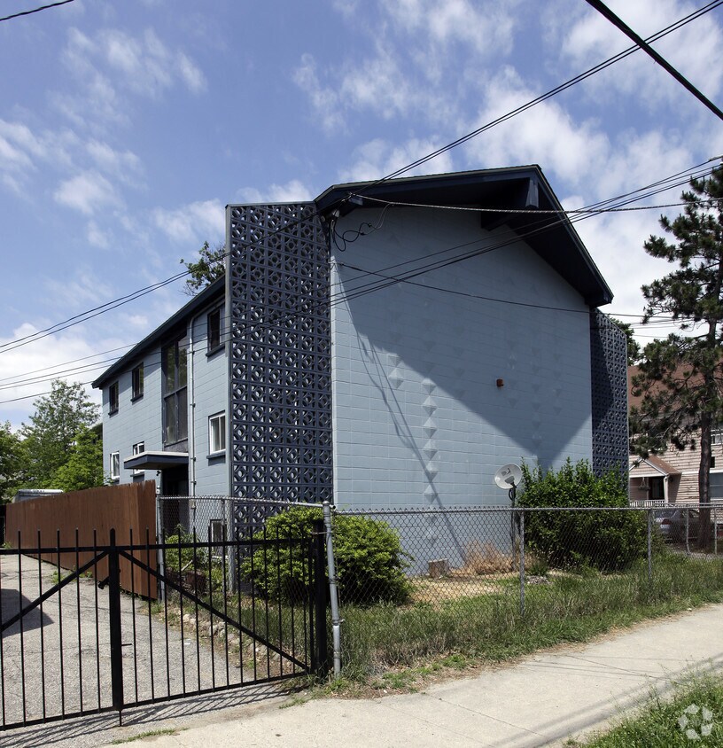 Foto del edificio - 51 Adelaide Ave