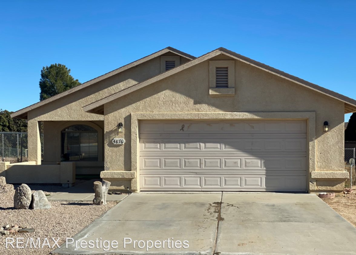 3 br, 2 bath House - 4876 Van Nuys Rd - House Rental in Kingman, AZ ...