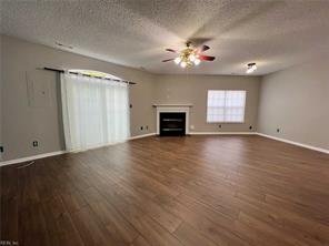 Foto del edificio - 4930 Cypress Point Cir
