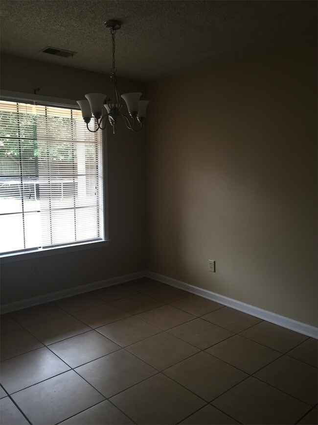 Foto del edificio - 6928 Sauvignon Cv