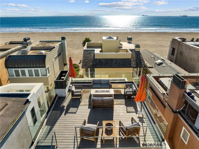 Building Photo - 73 Surfside Ave.