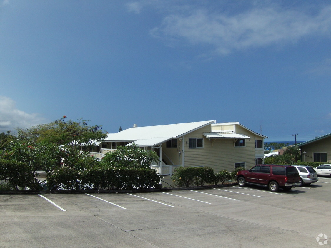 Building Photo - Lono Kona Apartments