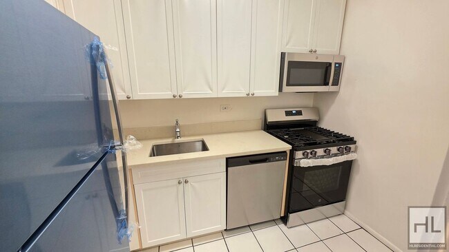 Foto del edificio - Midtown East 2-Bed, 2-Bath with Private Patio