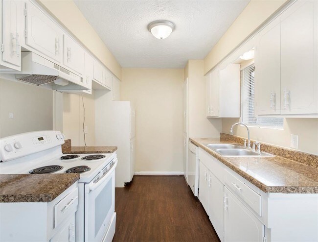 Foto del edificio - 10814 Green Arbor Dr