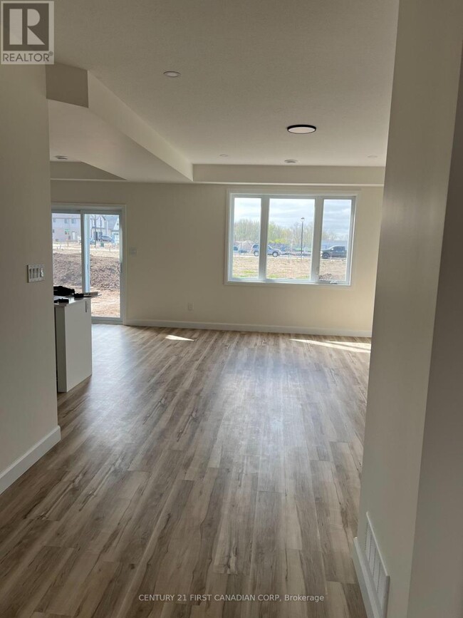Building Photo - 1147 Hobbs Dr