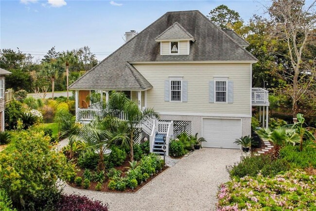 Foto del edificio - 132 Grand Oaks Ln