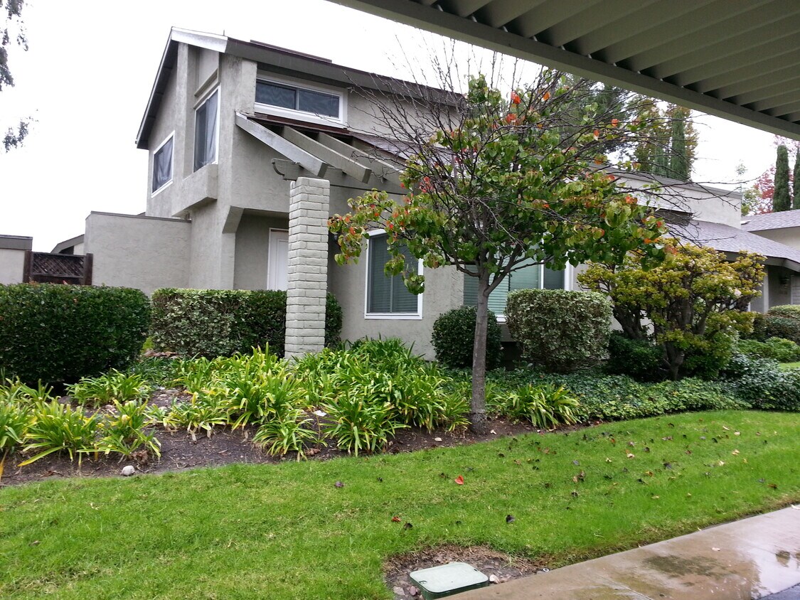 Primary Photo - 10832 Caravelle Pl