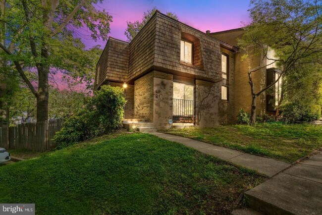 Foto del edificio - 4921 Sauquoit Ln