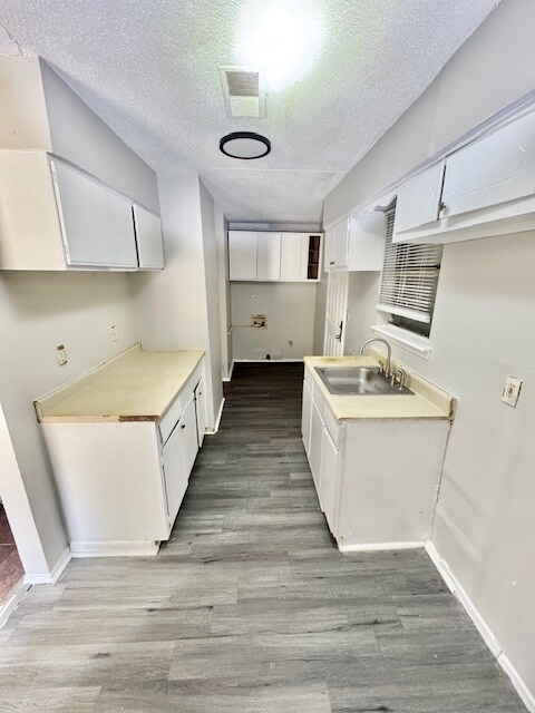 Foto del edificio - 1305 Adelaide St