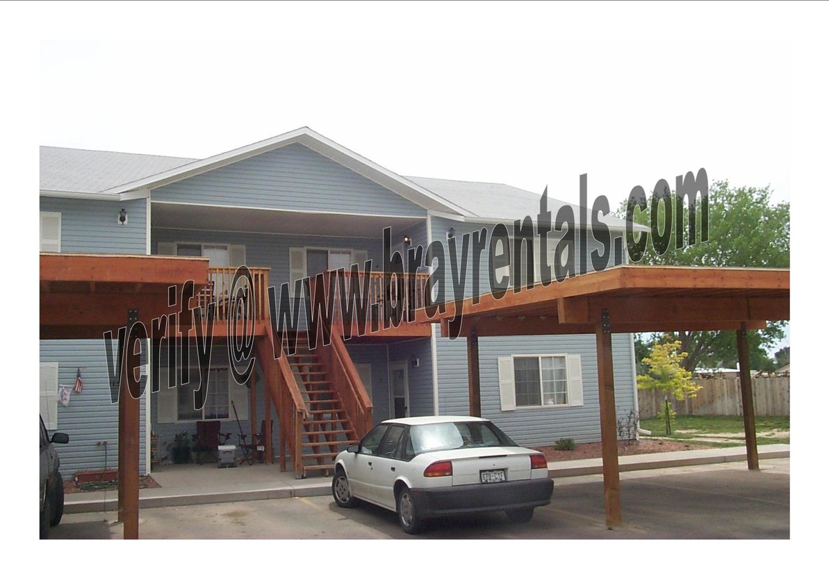 Primary Photo - 1158 E Carolina Ave