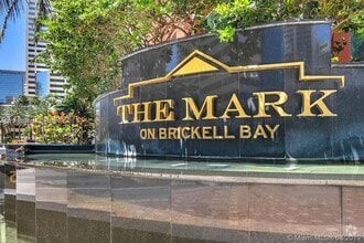 Building Photo - 1155 Brickell Bay Dr