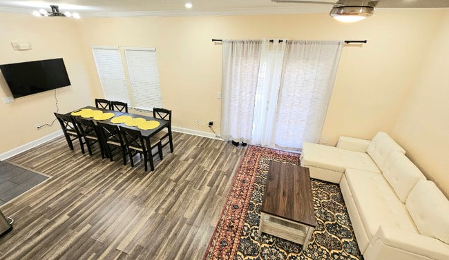 Building Photo - 2954 Lucayan Harbour Cir