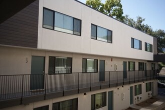 Building Photo - 1221 E St