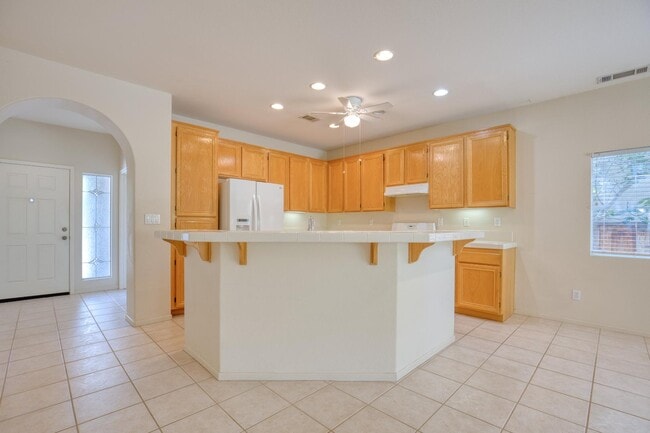 Building Photo - 32576 Guevara Dr