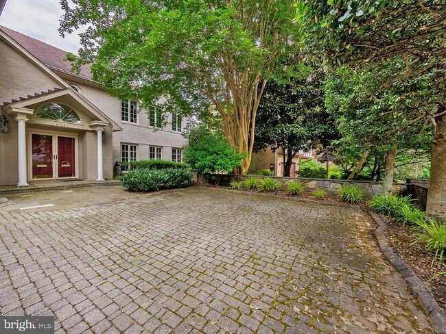 Building Photo - 6513 Kenhill Rd