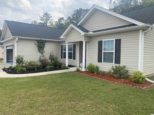 Building Photo - 301 Macarthur Dr