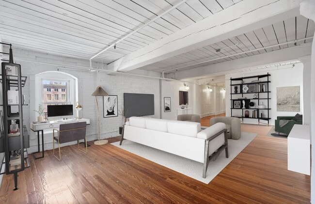 Building Photo - Loft in Seaport