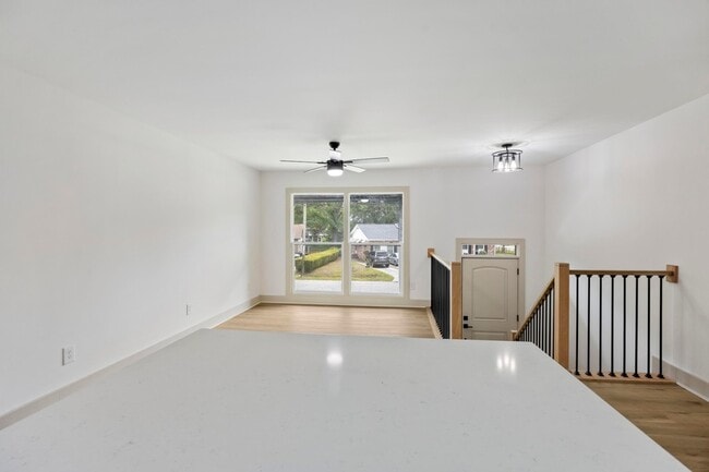 Photo - 1411 Westway Drive Unit House