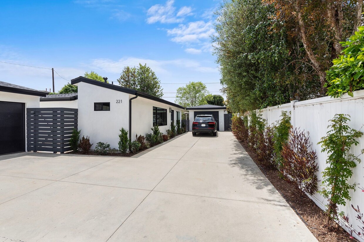 Foto principal - 219-221 Monte Vista