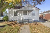 Primary Photo - 12740 Venness St