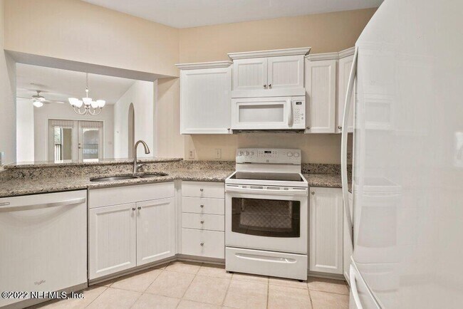 Foto del edificio - 2521 Vista Cove Rd
