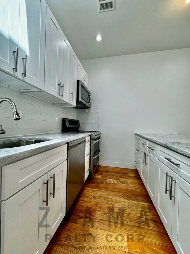 Foto del edificio - 595 Eastern Pkwy