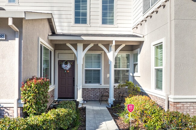 Entrance - Crossings at Eden Shores