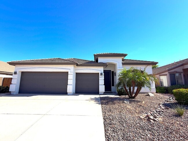 Building Photo - 637 W Citrus Way