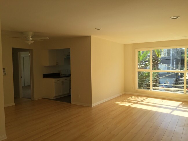 Building Photo - 3410 Club Dr