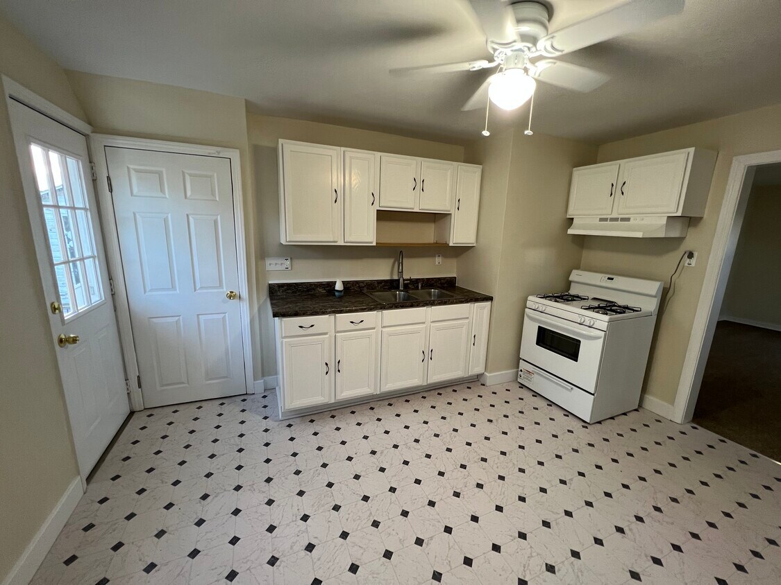 Foto principal - 815 Highland Ave