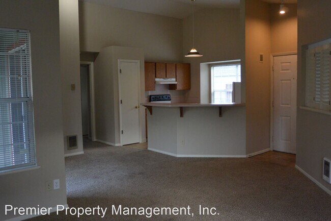Building Photo - 2 br, 2 bath House - 8307 NE Starflower Ct