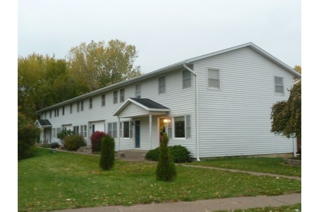 Primary Photo - 2931 W 34th St