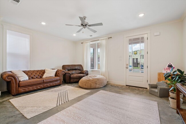 Building Photo - Cooper Young New Home Old World Charm @ 79...