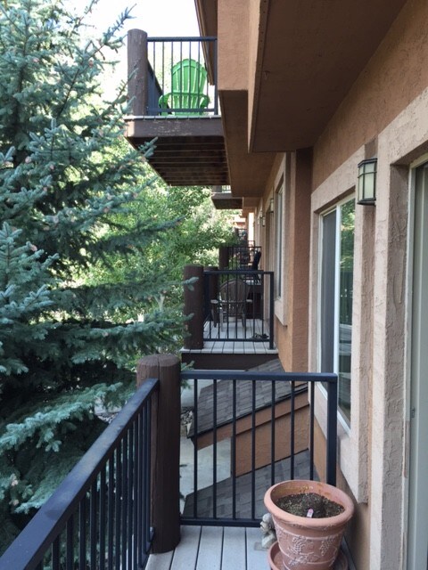 Building Photo - 457 Animas View Dr