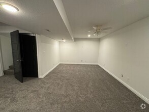 Building Photo - 201-203-203 Briarcrest Ct