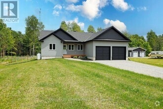 Building Photo - 9069 22