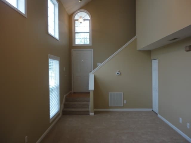 Building Photo - 1417 Beacon Valley Drive
