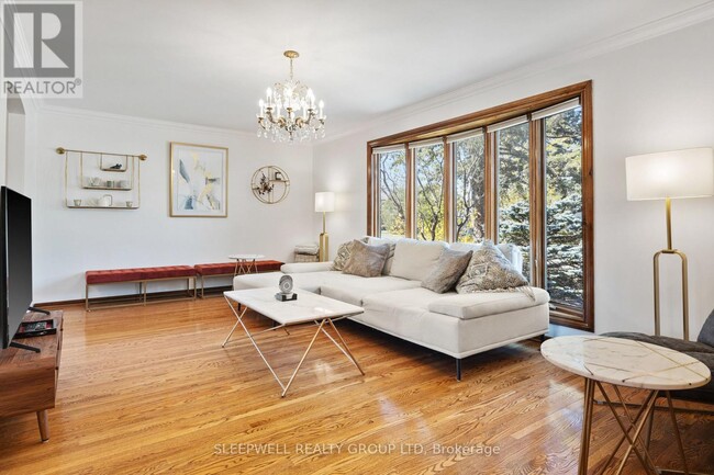 Building Photo - 1545 Prince of Wales Dr