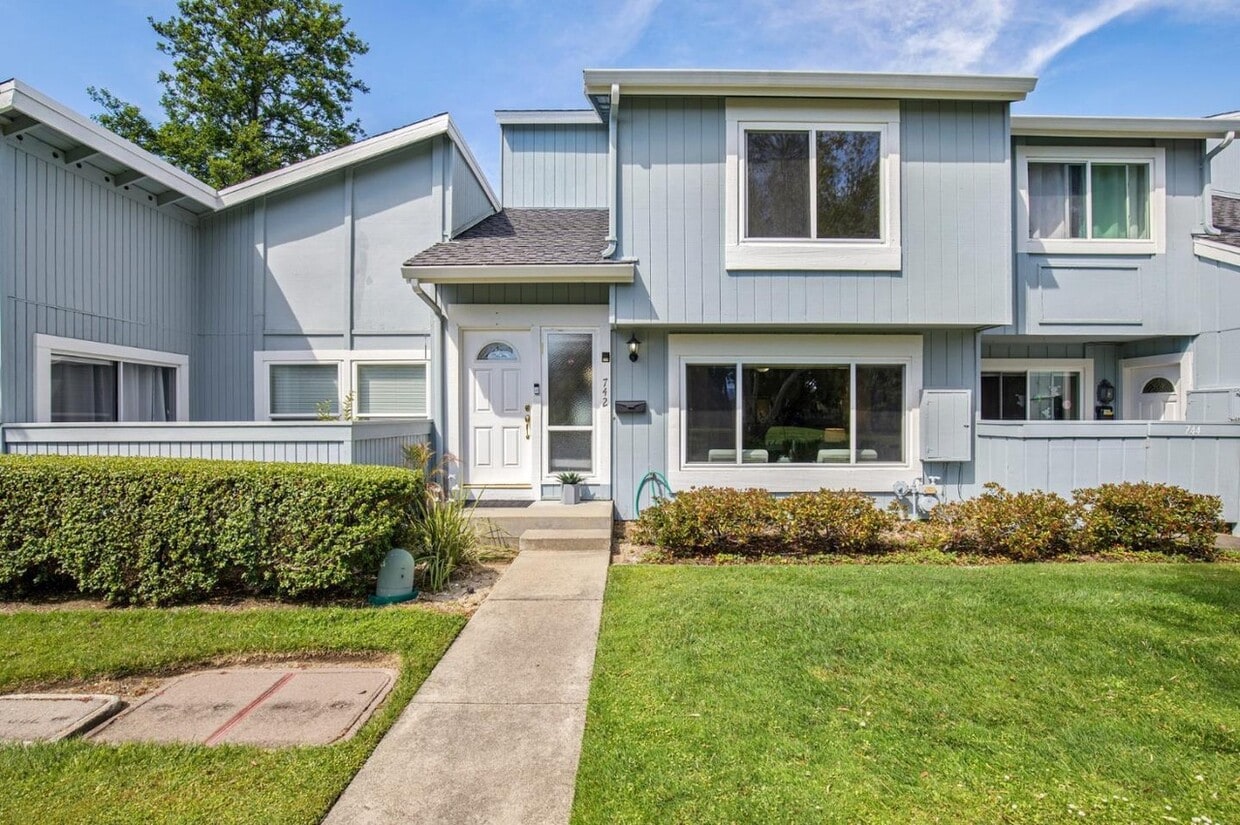 742 Pinta Ln, Foster City, CA 94404 Townhome Rentals in Foster City