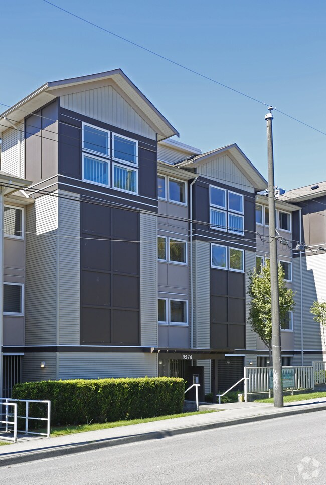Building Photo - Vanness Park