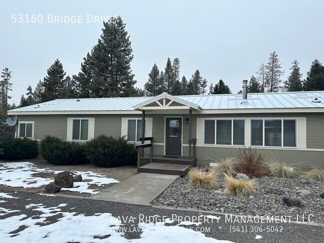 Building Photo - 53160 Bridge Dr