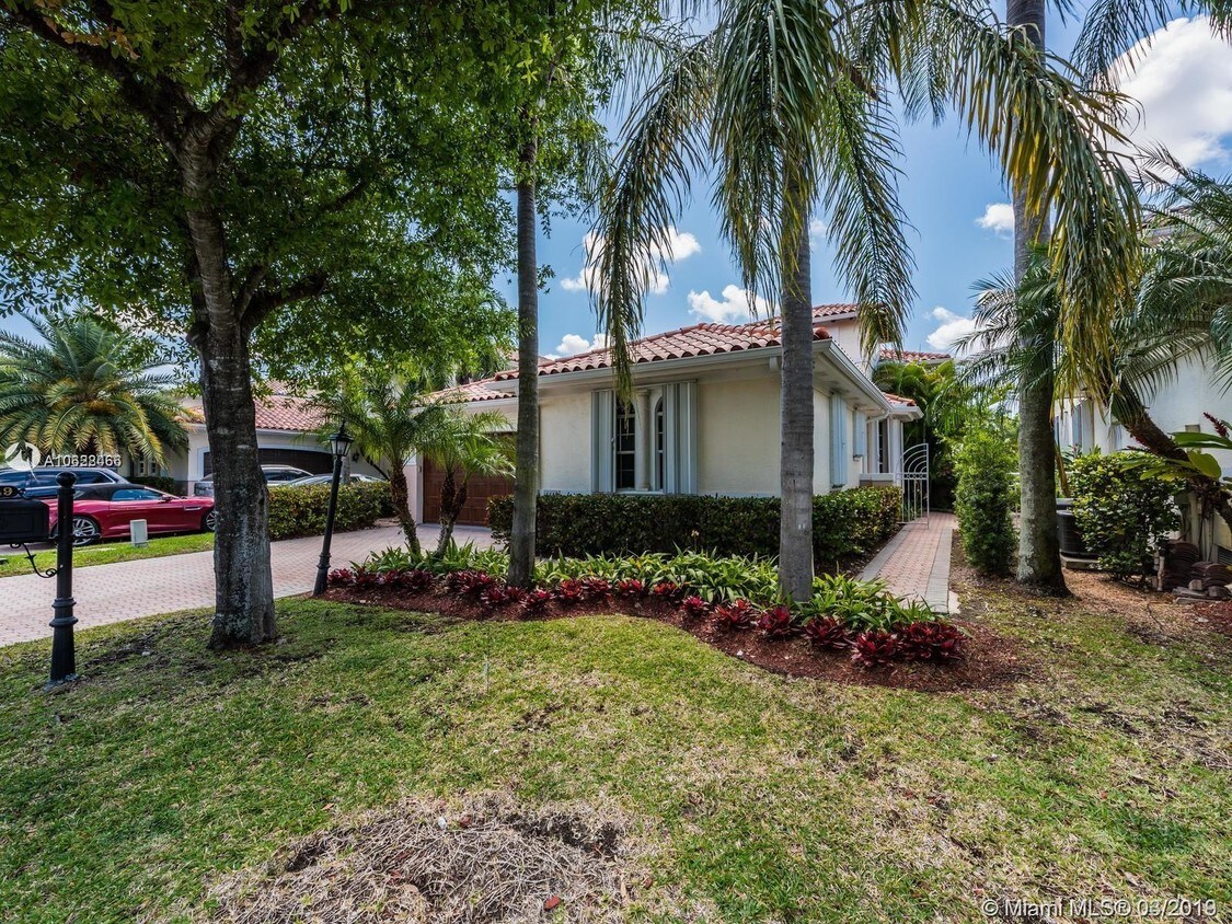 4449 NW 93rd Doral Ct, Doral, FL 33178 House for Rent in Doral, FL