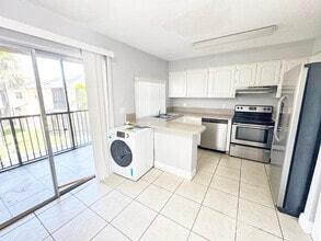 Building Photo - 4411 Treehouse Ln