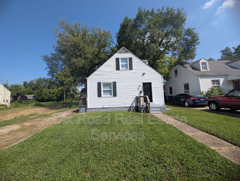 Primary Photo - 4529 Waymire Ave